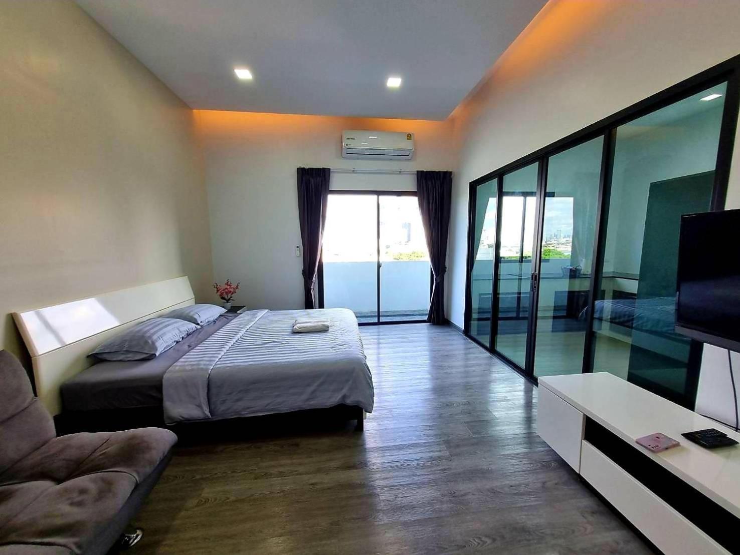Aqua Residences อควา เรสซิเดนซ์ ห้องพักใหม่ให้เช่า ติดรถไฟฟ้าสถานีวุฒากาศ Bangkok Luaran gambar