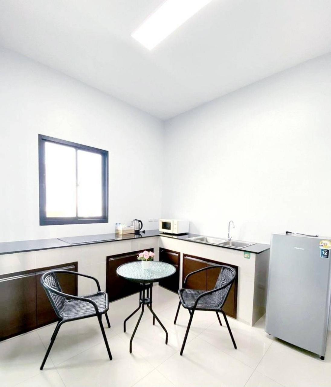 Aqua Residences อควา เรสซิเดนซ์ ห้องพักใหม่ให้เช่า ติดรถไฟฟ้าสถานีวุฒากาศ Bangkok Luaran gambar